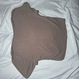 Crop top. Didn’t like the way it fit
